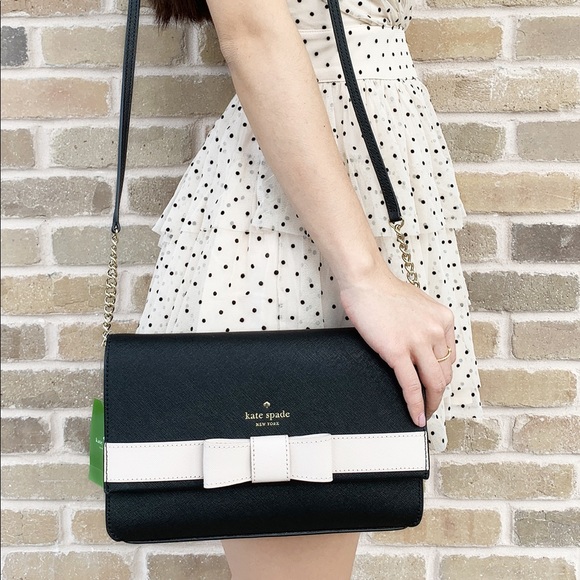 kate spade Handbags - SALE‼️ Kate spade black large crossbody beige bow